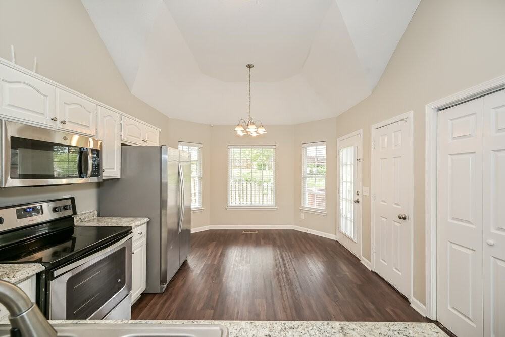 604 Parrish Woods - Photo 7 of 17