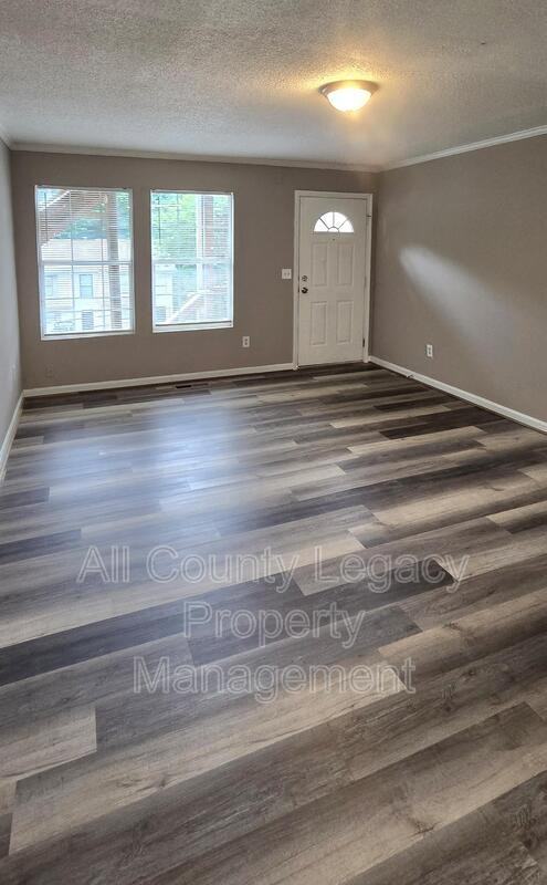4675 Lois Dr - Photo 2 of 8
