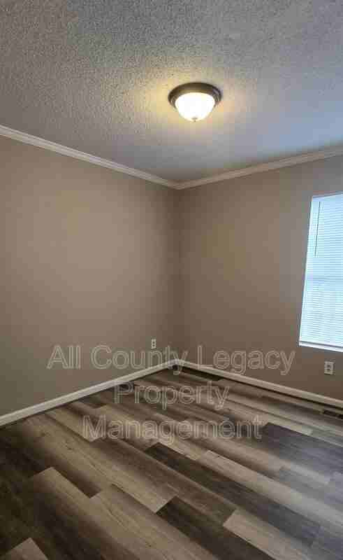 4675 Lois Dr - Photo 7 of 8