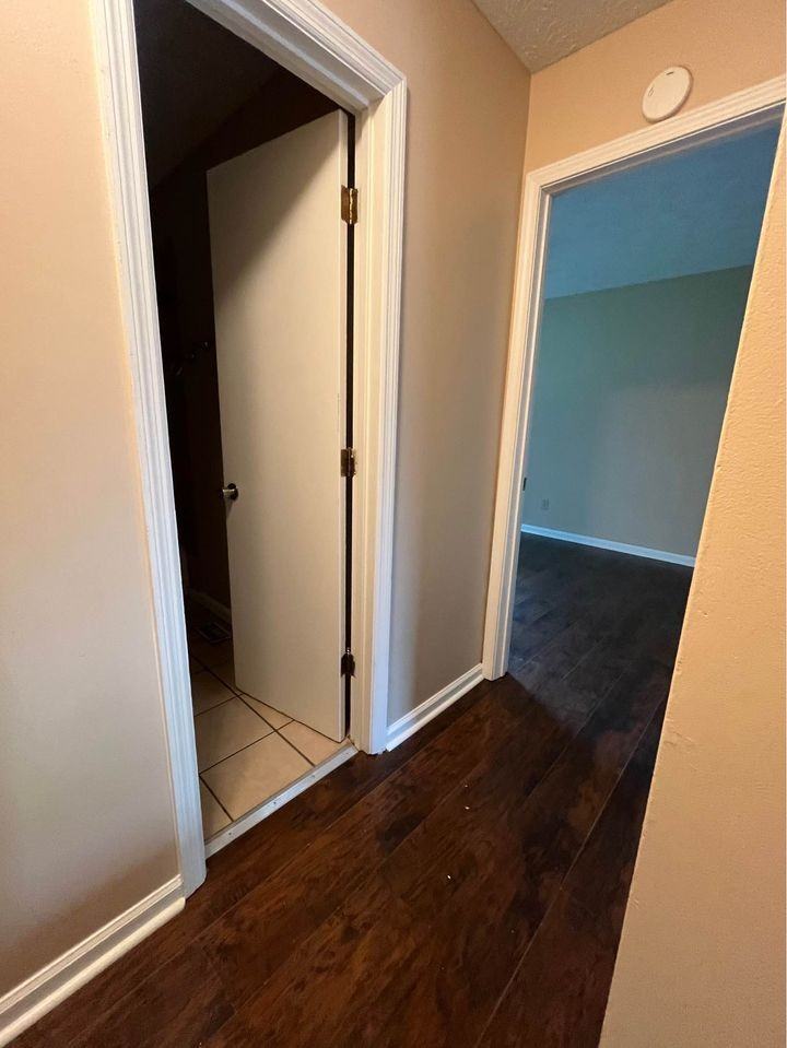 250 Wayne Dr #250-4D - Photo 7 of 8