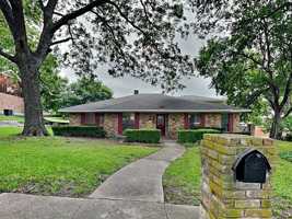 featured image of 205 Woodpark Ln