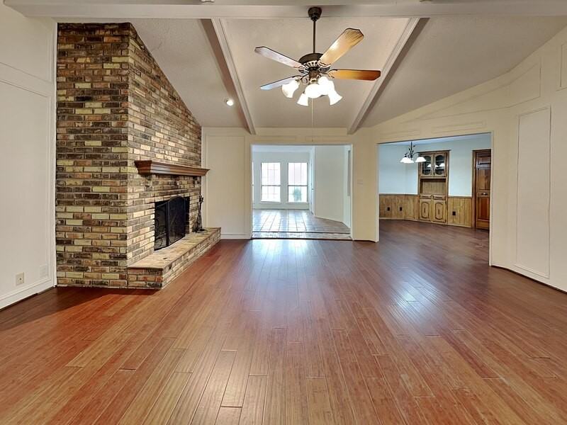 205 Woodpark Ln - Photo 2 of 22