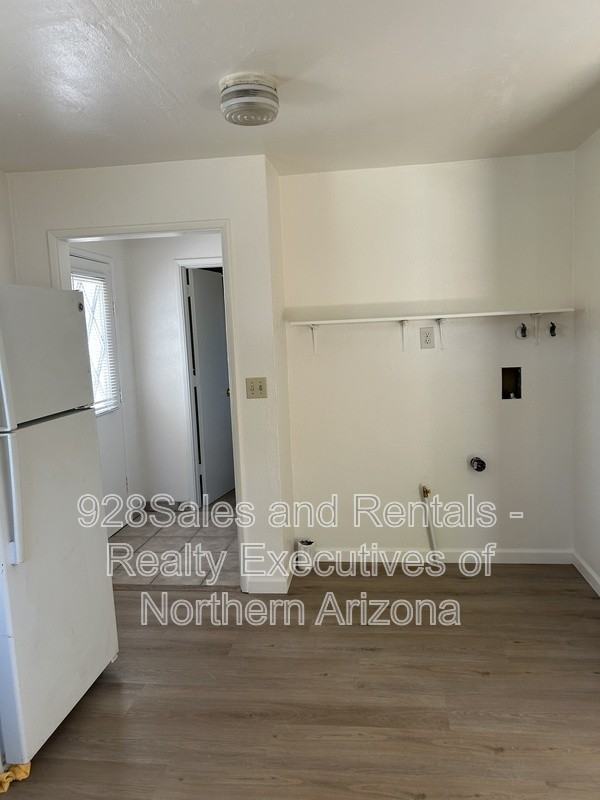 2627 N Rose St #1 - Photo 7 of 16