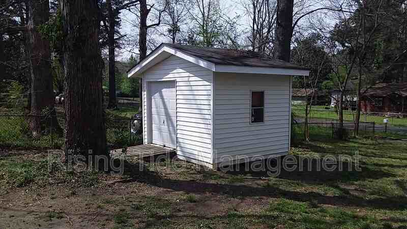 3295 Young Ave - Photo 3 of 25