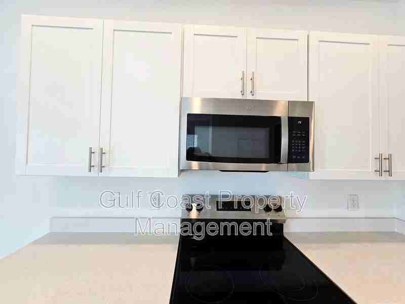 11946 Glenside Ter - Photo 5 of 13