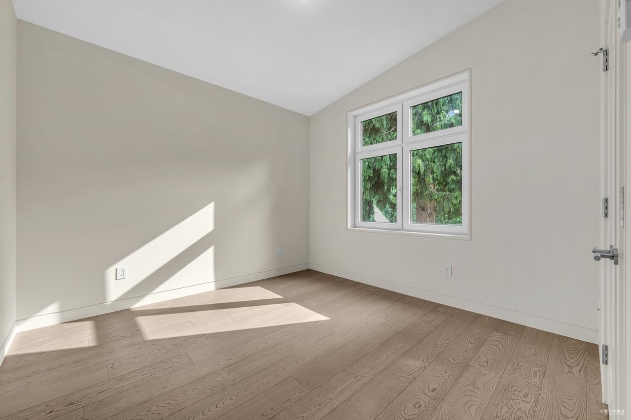 4465 Wallace Street - Photo 19