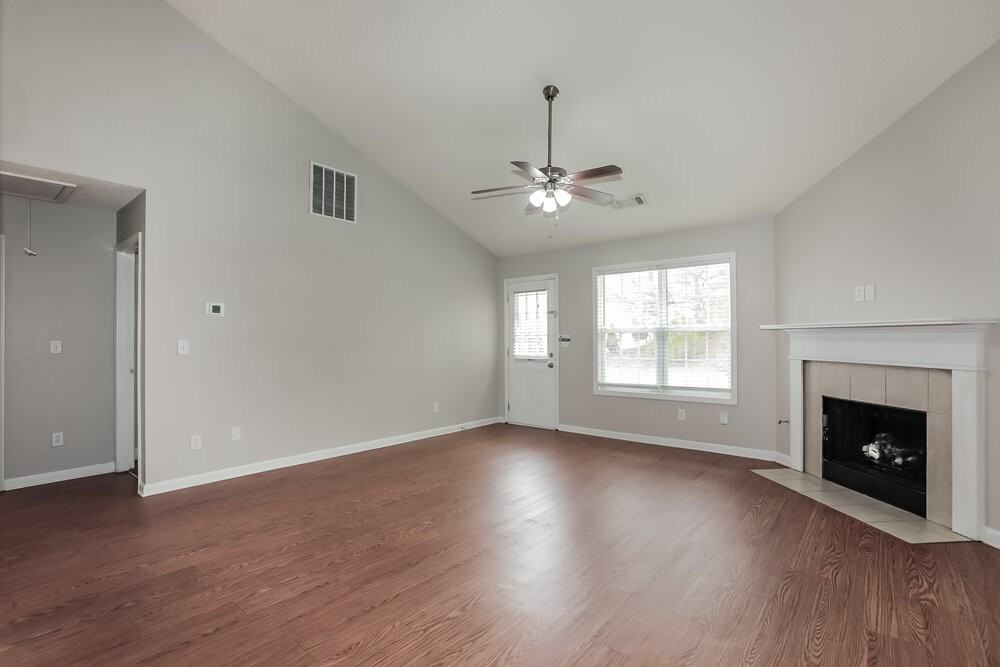409 Mazley Dr - Photo 4 of 17