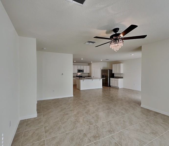1004 Brooklet Dr - Photo 2 of 17