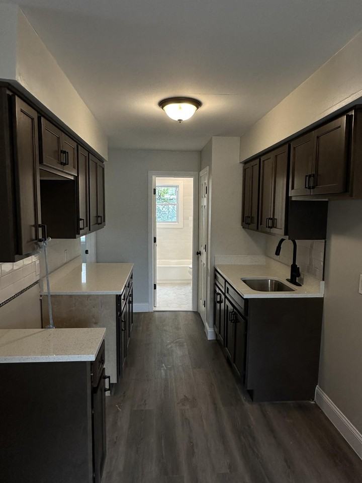 417 Boulevard - 9 #9 - Photo 3 of 8