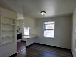 featured image of 1095 Gillingham Rd