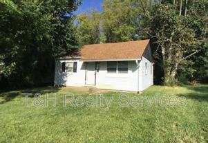 2941 Stuart St - Photo 1 of 1