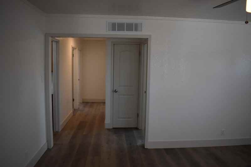 1720 Bessie Ave - Photo 7 of 25