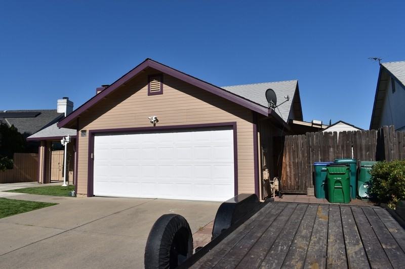 4790 Winona Way - Photo 2 of 29