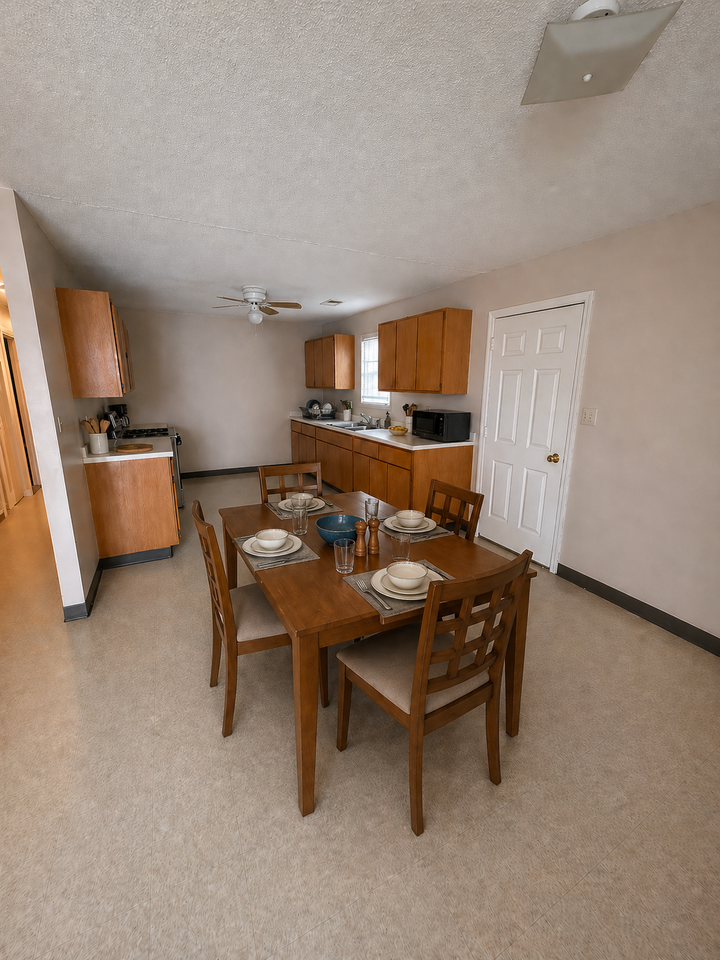 325 Carpenter St #1 - Photo 3 of 9