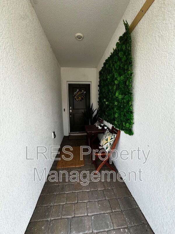 3421 Beau Rd - Photo 6 of 48