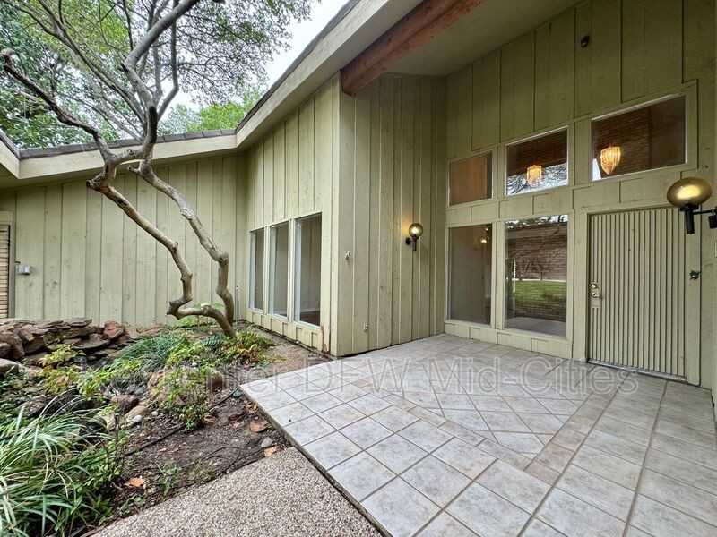 501 N Durango Cir - Photo 4 of 44
