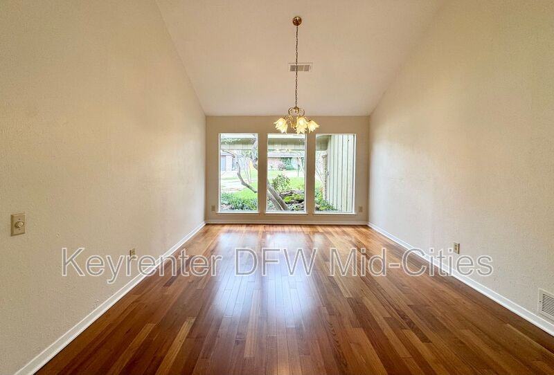 501 N Durango Cir - Photo 7 of 44