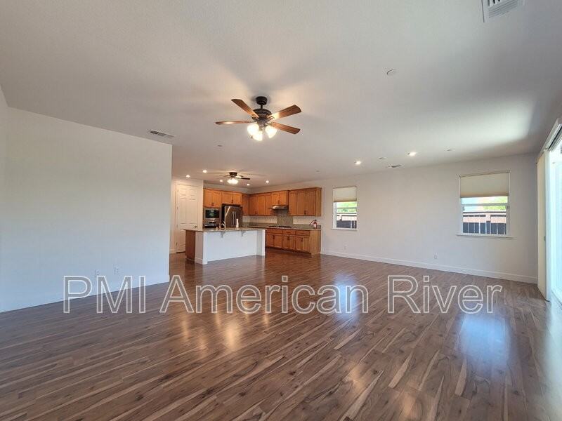 4542 Streambed Dr - Photo 2 of 20