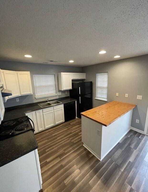 1870 Birch Heights Ct - Photo 2 of 10
