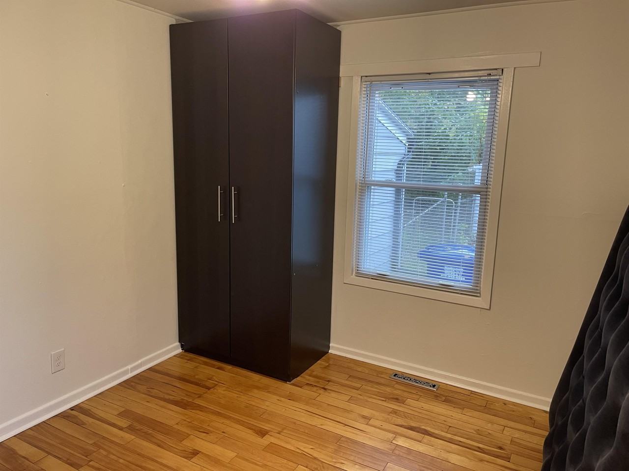 935 Lena Ave #1 - Photo 6 of 13