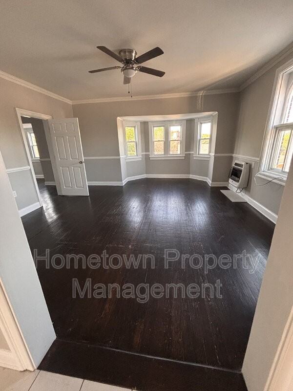 69 Main St #E - Photo 4 of 5
