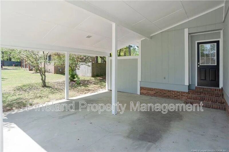 2012 Lakemeadow Dr - Photo 2 of 50