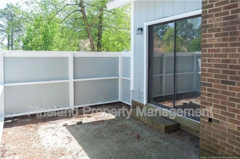 2012 Lakemeadow Dr - Photo 3 of 50