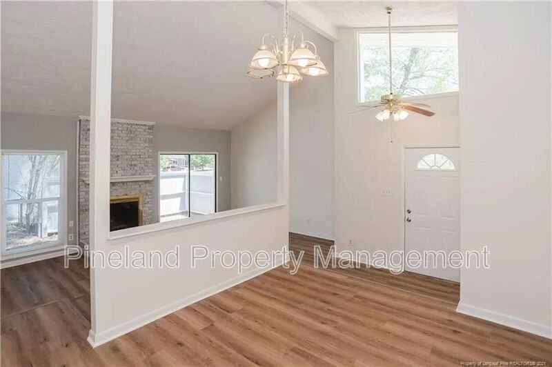 2012 Lakemeadow Dr - Photo 6 of 50
