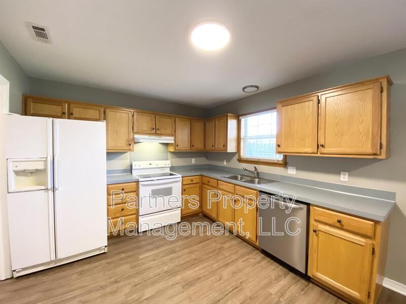 831 N 54th Ave - Photo 6 of 16
