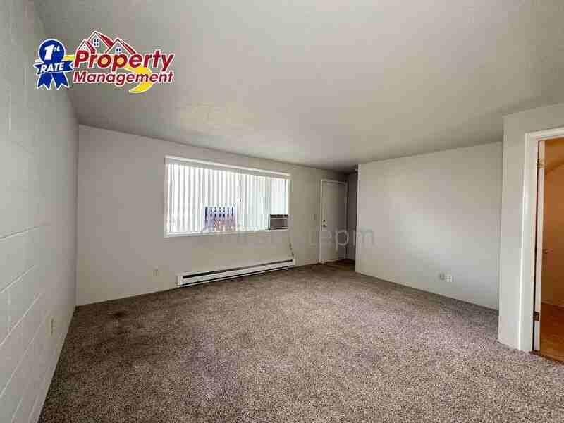 3037 W Jordan St - Photo 4 of 16