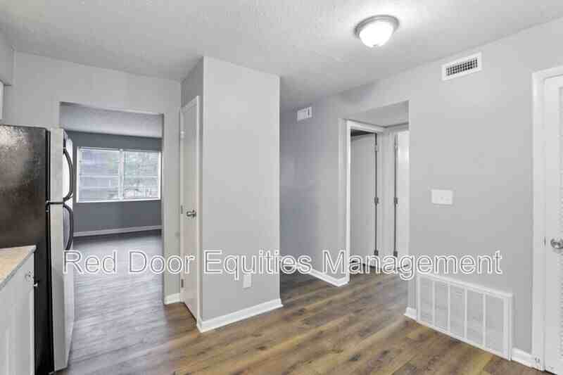 123 W Walnut St #E - Photo 7 of 17