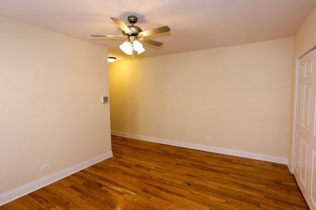 821 W Cornelia Ave #216 - Photo 6 of 12