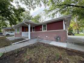 5505 Sumner St - Photo 1 of 1