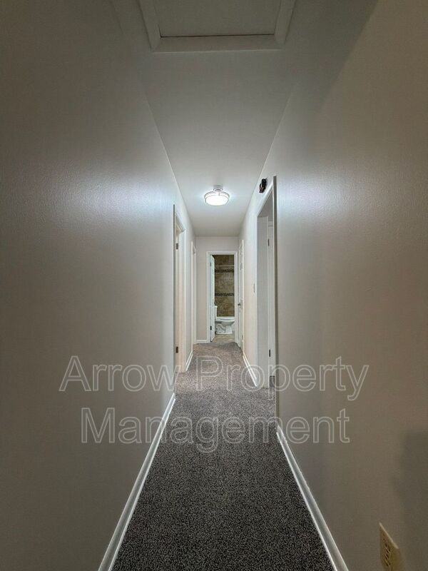 5505 Sumner St - Photo 7 of 21