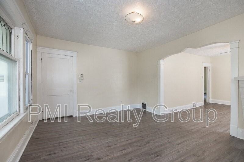 1459 E 134th St #UP - Photo 2 of 17