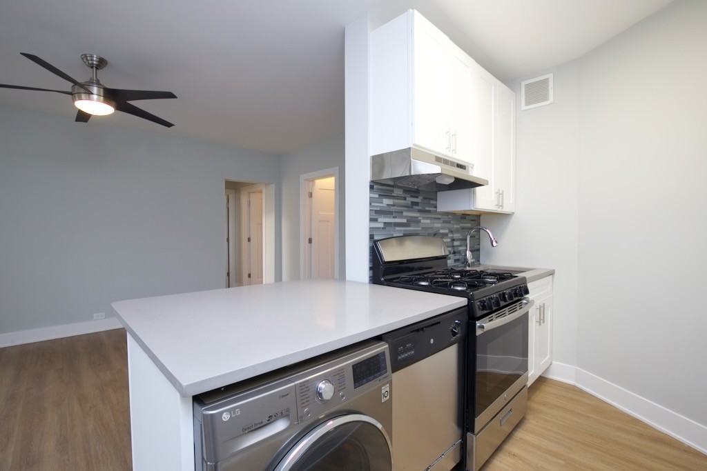 730 Judson Ave #13 - Photo 4 of 17