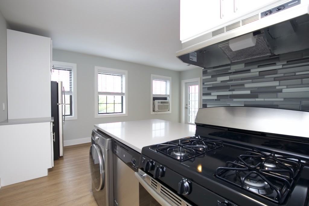 730 Judson Ave #13 - Photo 5 of 17