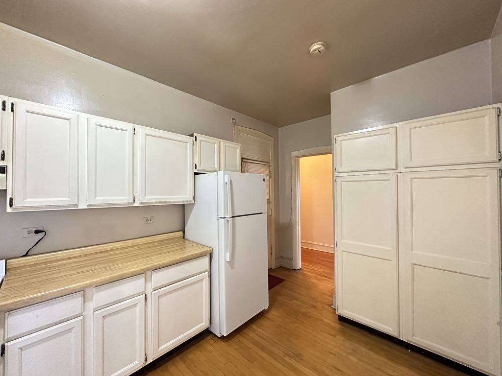 1311 Oak Ave #3W - Photo 5 of 21