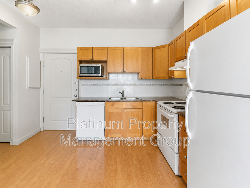 317 - Photo 2 of 13