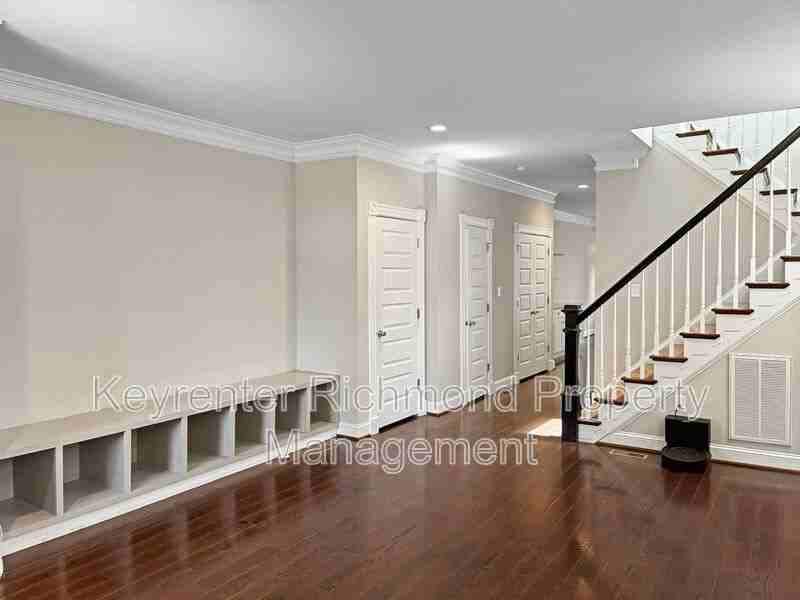 1221 N 26th St - Photo 3 of 23