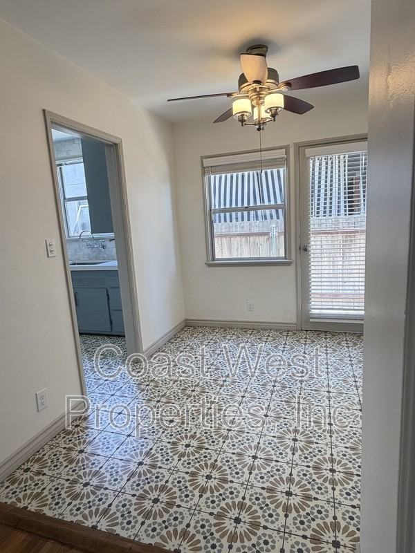 1041 Loring St - Photo 3 of 15