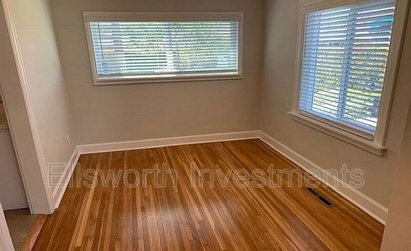 1631 Brookes Ave - Photo 7 of 15