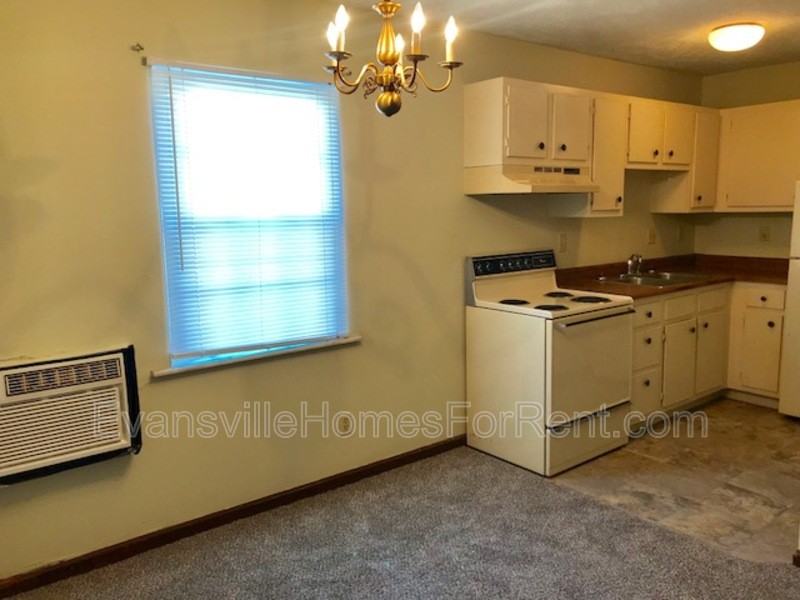 6515 Uebelhack Rd - Photo 2 of 7