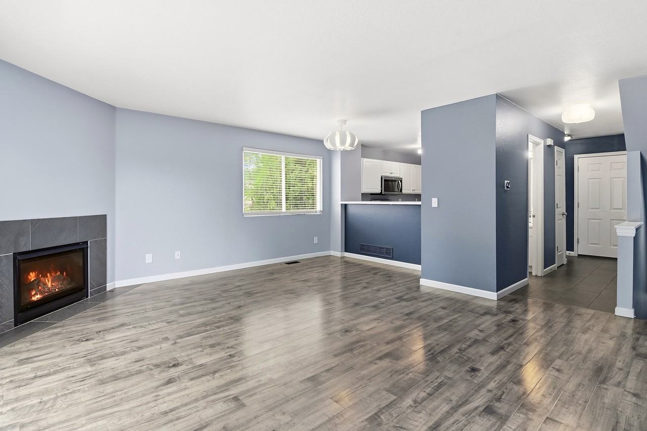 1221 Warrior Way #1 - Photo 5 of 19