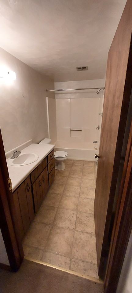 2013 Eastman Ave #2013 - Photo 3 of 6