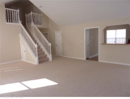 108 Poplar Grove Cres #1 - Photo 3 of 10