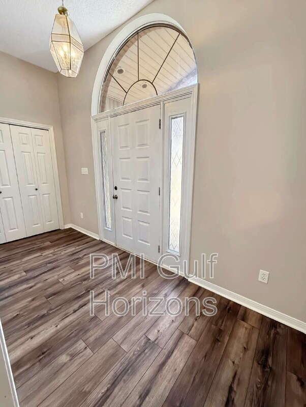 404 Buxton Way - Photo 2 of 18