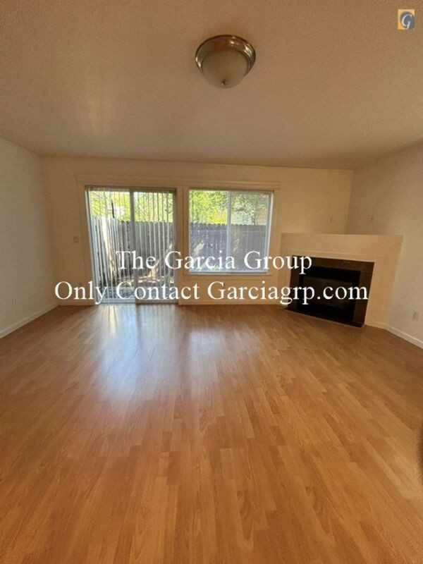 12625 Se Division St #B - Photo 3 of 19