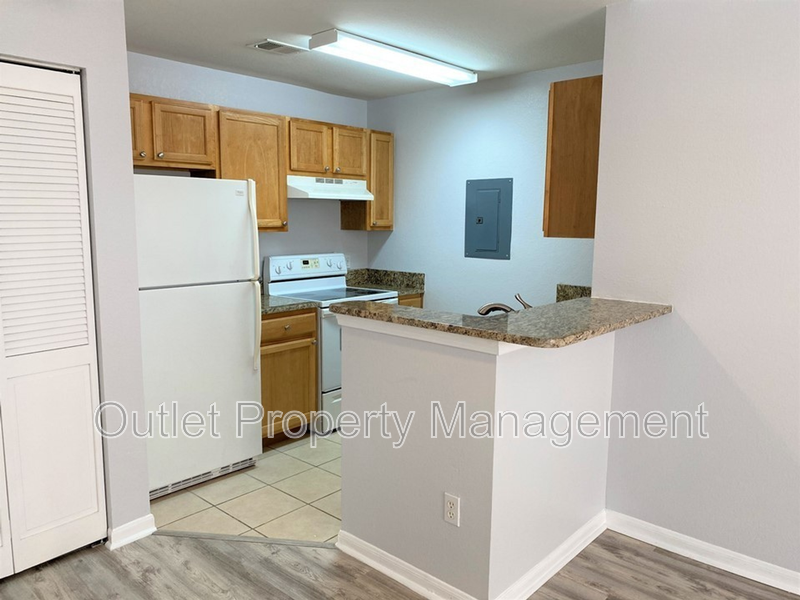 9045 Lee Vista Blvd #1502 - Photo 4 of 9
