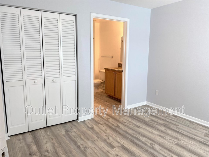 9045 Lee Vista Blvd #1502 - Photo 5 of 9